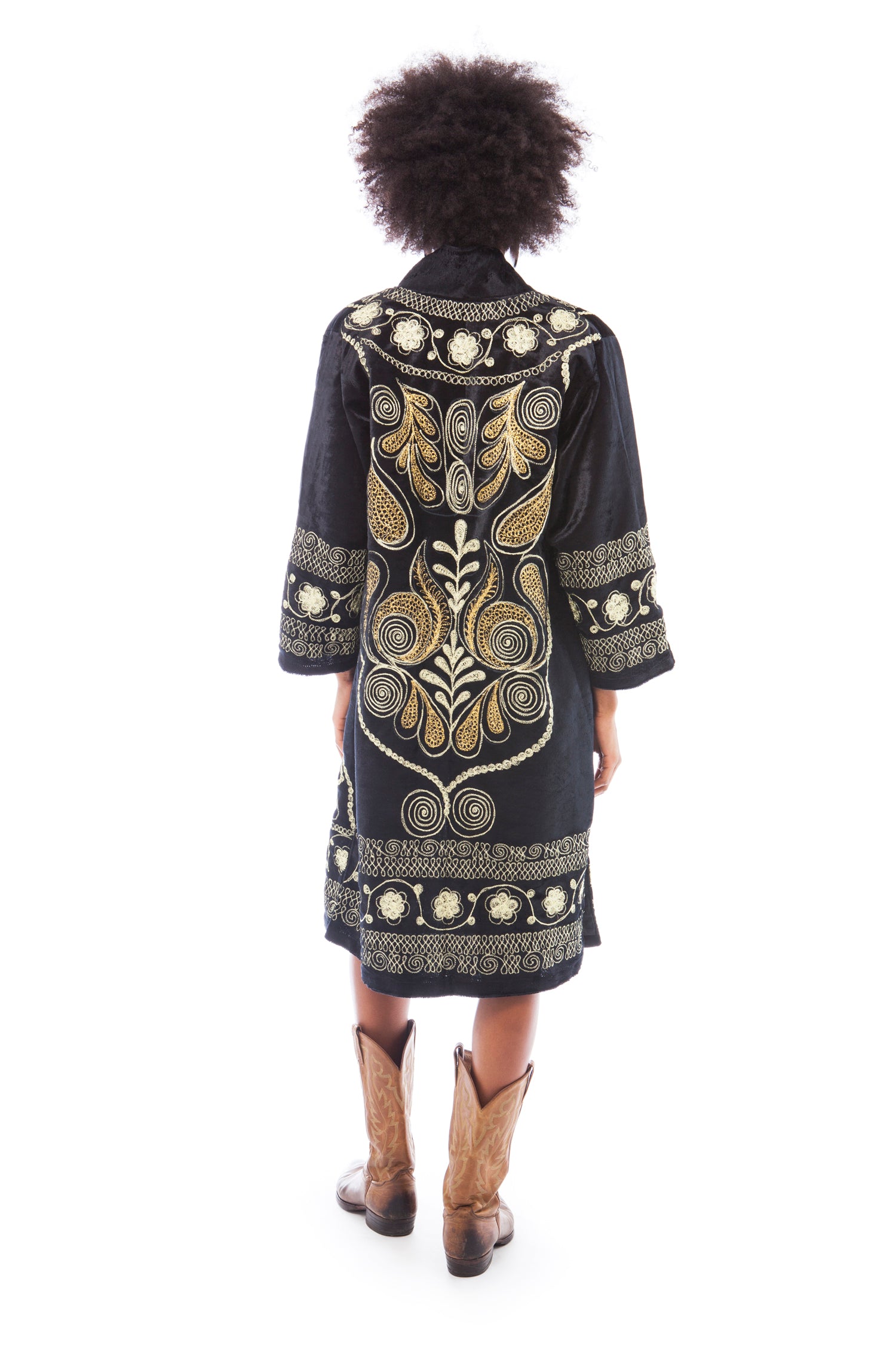 Black Velvet and Gold Embroidered Robe | Festivalia