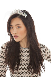 Transparent Crystal Quartz Tiara | Thumbnail 2